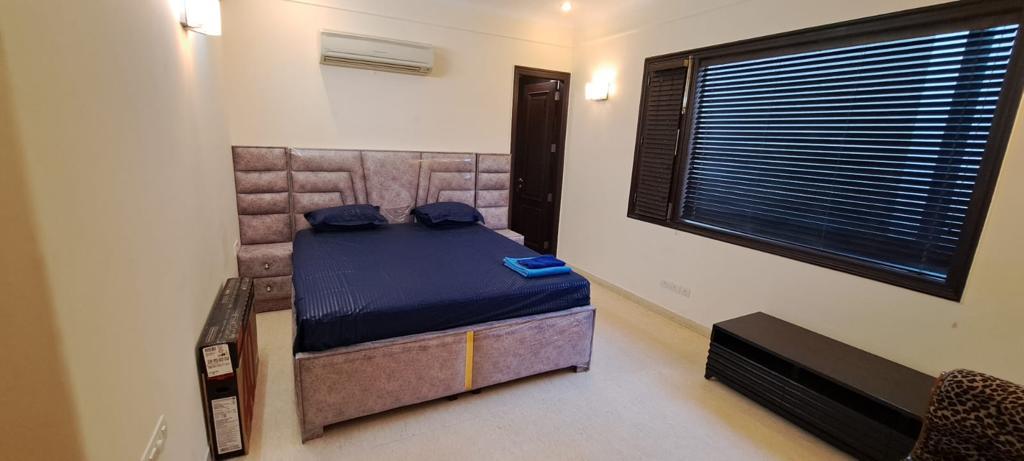 4 BHK Builder Floor For Rent in Pamposh Enclave