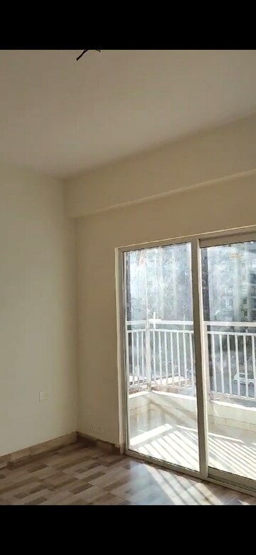 Room in 2.5 BHK Apartment at VVIP Mangal, Raj Nagar Extension – for Sale