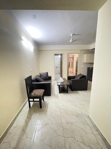 Living Room in 2 BHK Builder Floor at Sector 40 – for Rent