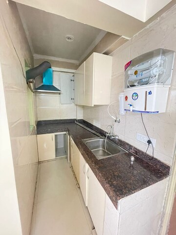 Kitchen in 2 BHK Builder Floor at Sector 40 – for Rent