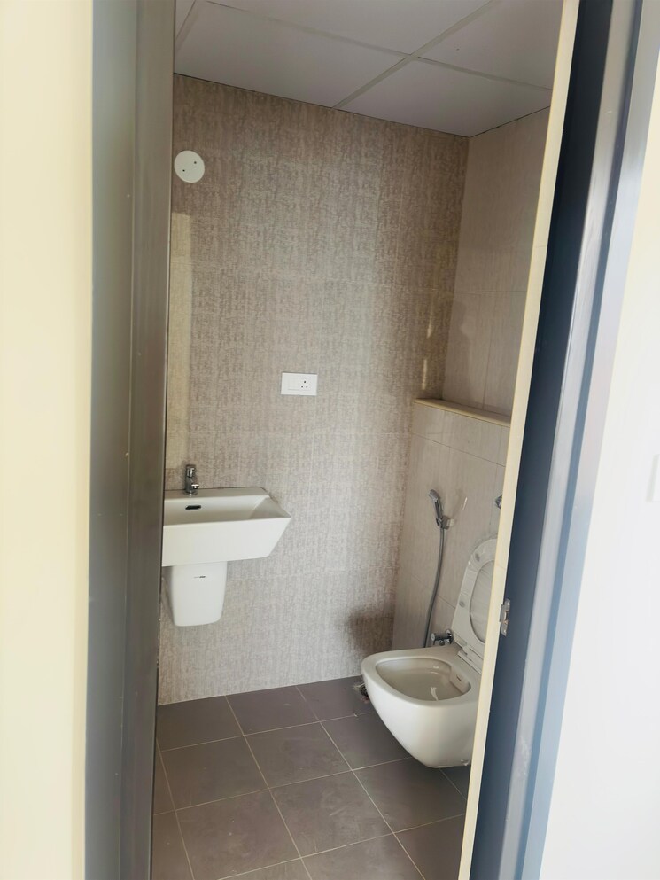 Bathroom, manchirevula 4 Bedroom 2595 Sq.Ft. Apartment In Manchirevula Hyderabad 8609840