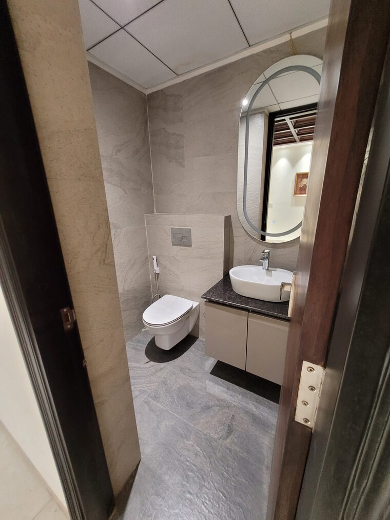 Bathroom, rps-auria 4 Bedroom 3300 Sq.Ft. Apartment In Sector 88 Faridabad 8609868