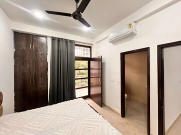 Bedroom in 3 BHK Builder Floor at Sector 50 – for Rent