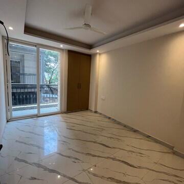 Room in 3 BHK Builder Floor at Jaunapur – for Sale