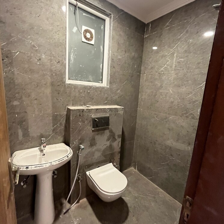 Bathroom, jaunapur 3 Bedroom 1250 Sq.Ft. Builder Floor In Jaunapur Delhi 8609856