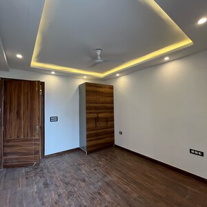 Room in 3 BHK Builder Floor at Jaunapur – for Sale