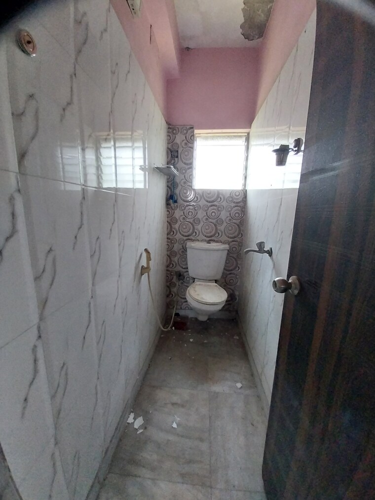 Bathroom, bansdroni 2 Bedroom 750 Sq.Ft. Apartment In Bansdroni Kolkata 8609932