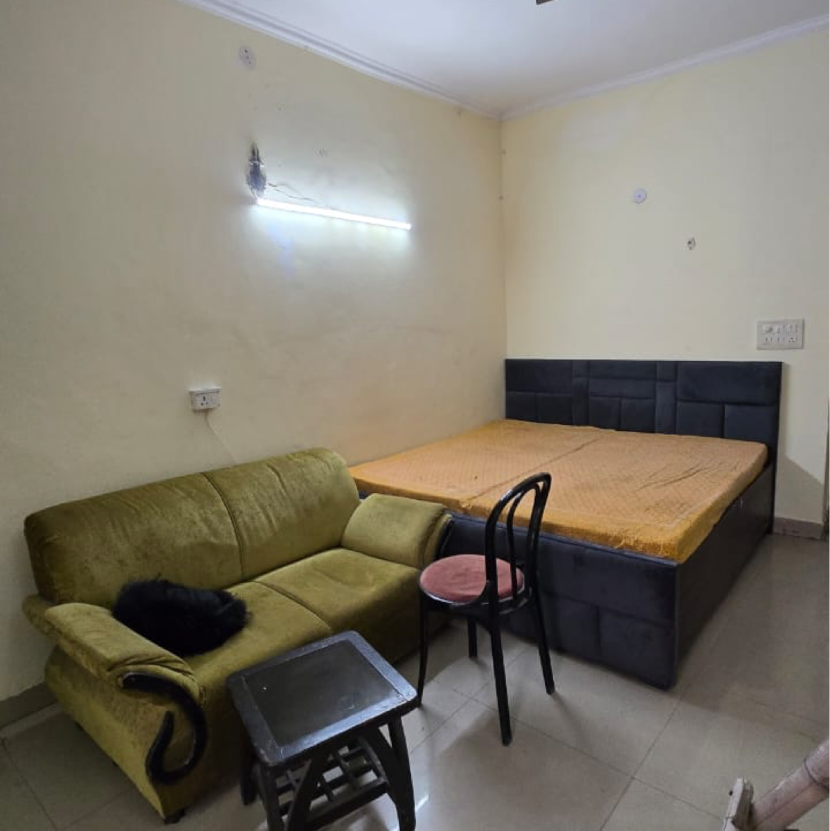 2.5 BHK Villa For Rent in Sector 21