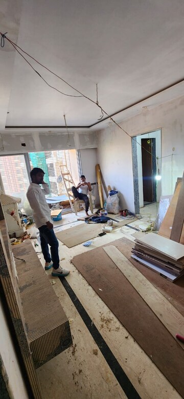 Master Bedroom in 1 BHK Apartment at Duplex Heights, Andheri West – for Rent