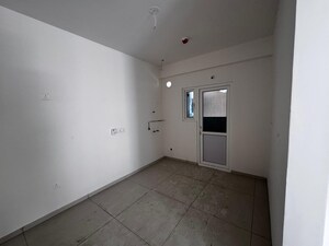 2 BHK Apartment For Sale in Rajapushpa Provincia, Narsingi