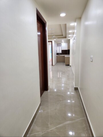 Building Lobby in 1.5 BHK Apartment at Poonam Saffron, Mira Road – for Rent