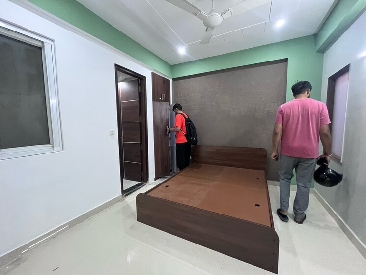  Parking, dlf-city-phase-iv 2 Bedroom 1245 Sq.Ft. Builder Floor In Sector 27 Gurgaon 8610126