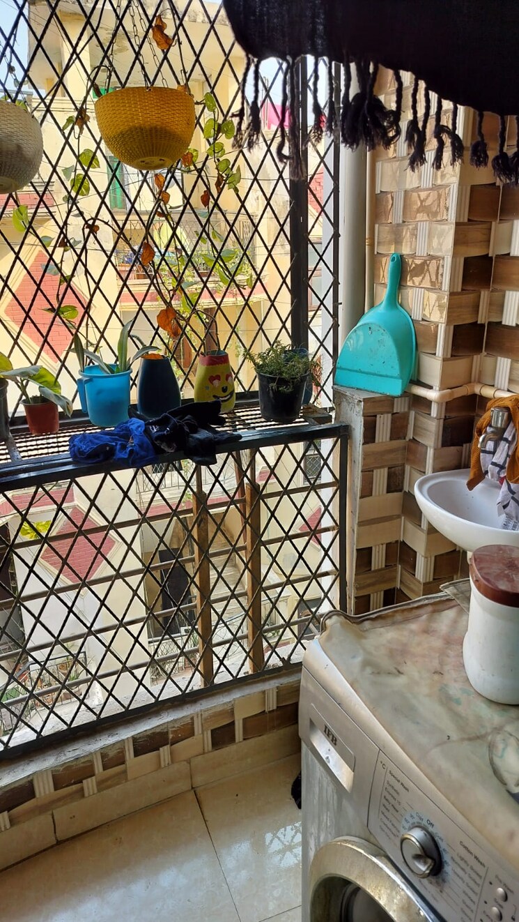 Balcony, ana-avant-grade 1.5 Bedroom 680 Sq.Ft. Apartment In Mira Road Thane 8610189