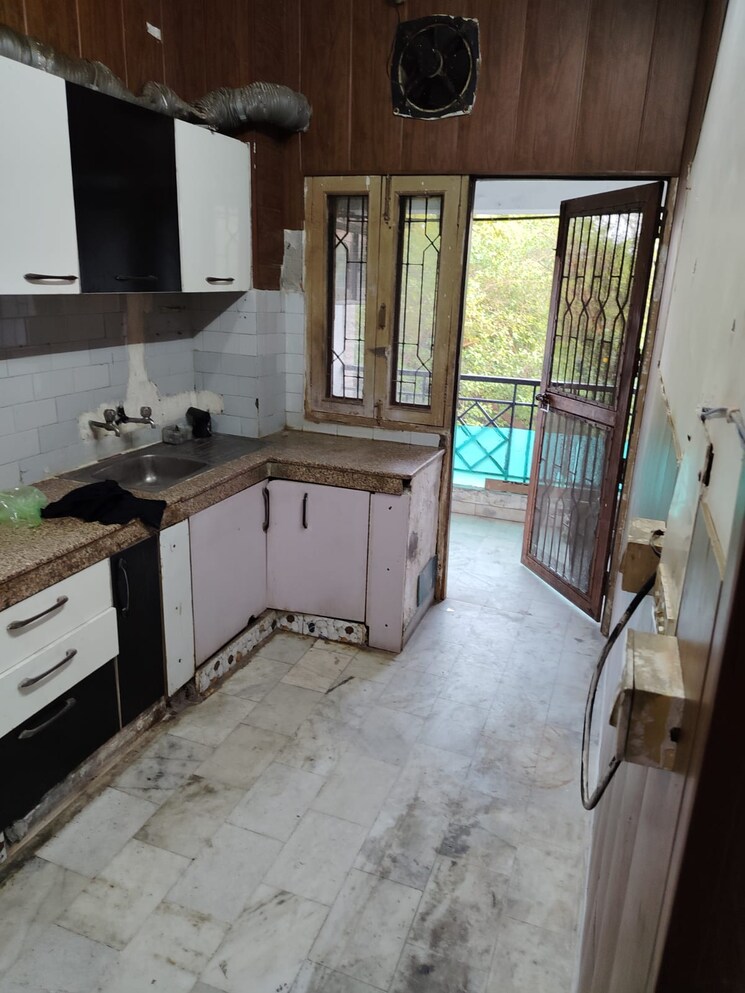 Kitchen, butler colony 3 Bedroom 1680 Sq.Ft. Apartment In Butler Colony Lucknow 8610182