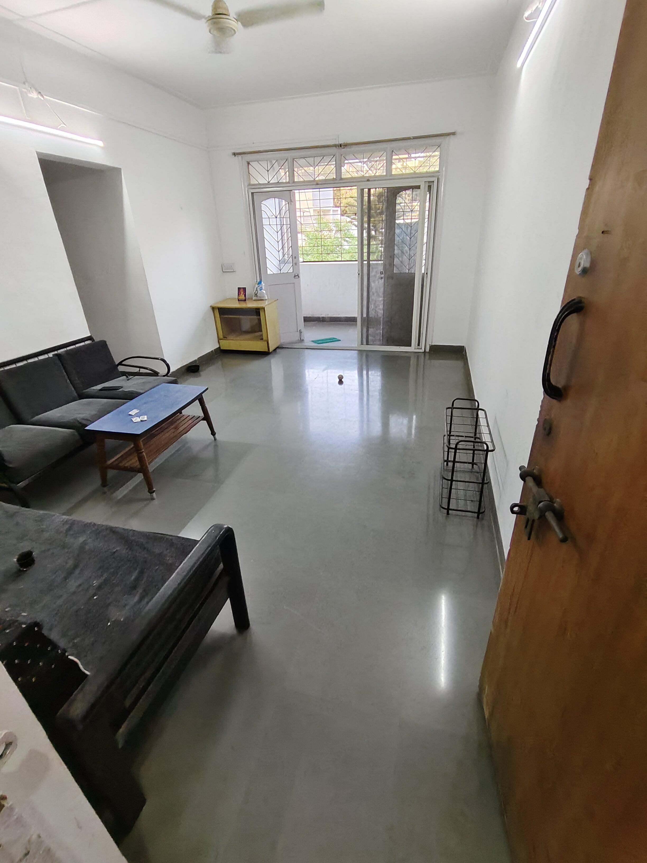 2 BHK Apartment For Rent in Popular Heights