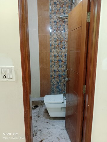 Bathroom in 2 BHK Independent House at Laxmi Nagar – for Rent