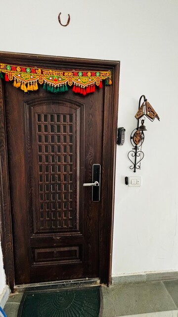 Bedroom in 3.5 BHK Builder Floor at Ardee City, Sector 52 – for Rent