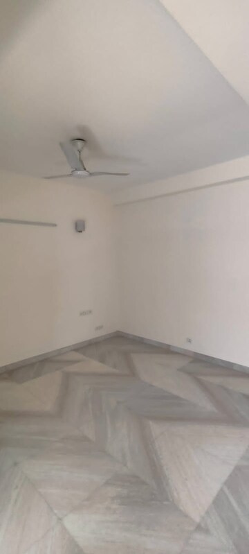 3 BHK Builder Floor For Rent in Shivalik Colony