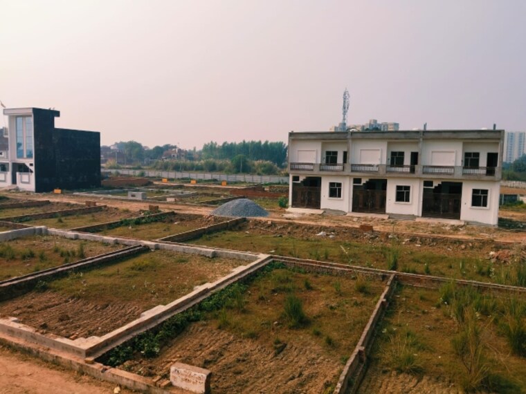 Exterior View, amar shaheed path  800 Sq.Ft. Plot In Amar Shaheed Path Lucknow 8610721