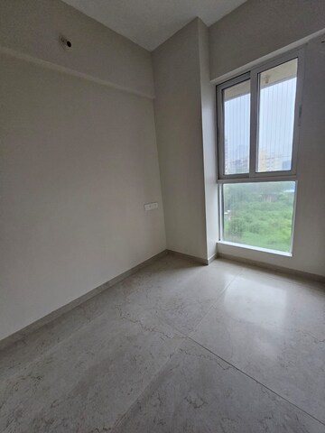 2.5 BHK Apartment For Rent in Kandivali West