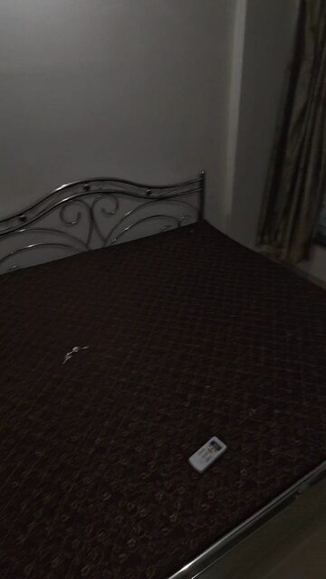 Room in 1 BHK Apartment at Gurunam Guru Niwas, Andheri East – for Rent