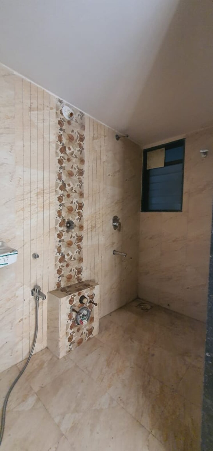 Bathroom, parsik nagar 3 Bedroom 1175 Sq.Ft. Apartment In Parsik Nagar Thane 8610826