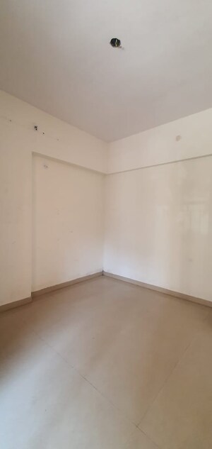 Room in 3 BHK Apartment at Parsik Nagar – for Sale