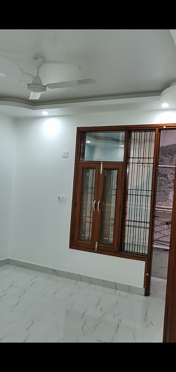 3 BHK Builder Floor For Sale in Viswakarma Colony