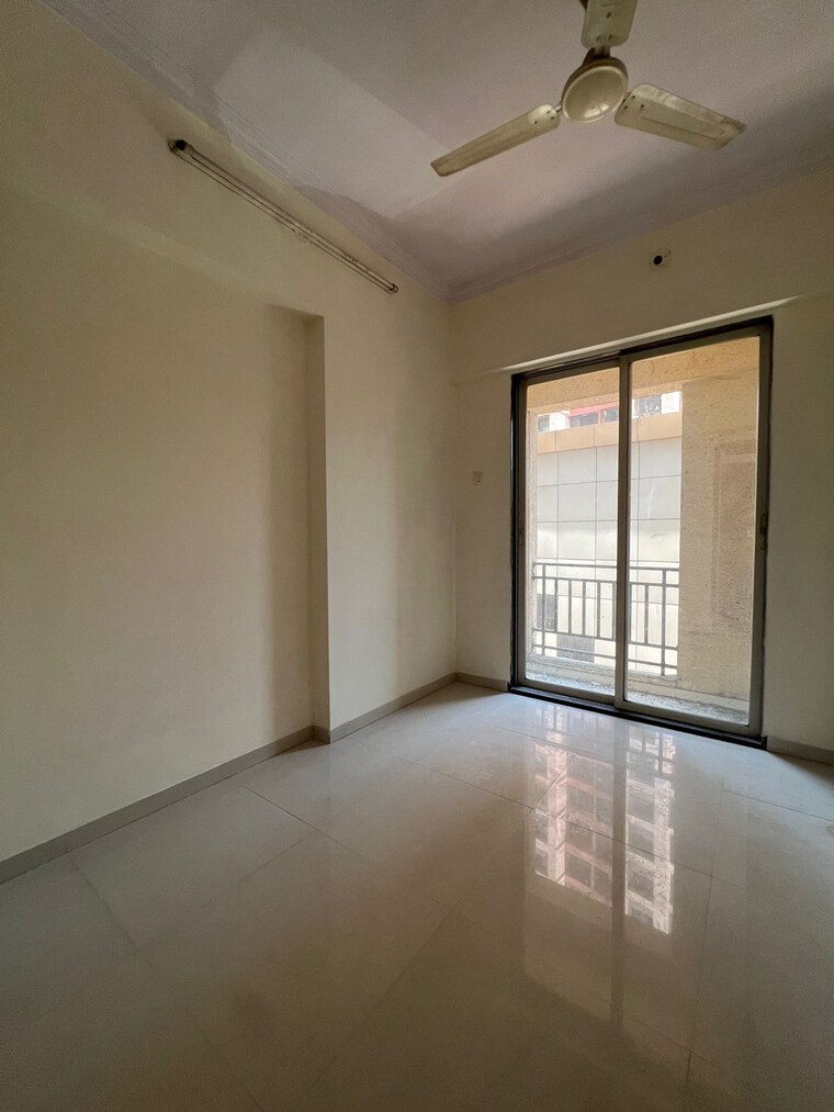 Room, parsik nagar 3 Bedroom 829 Sq.Ft. Apartment In Parsik Nagar Thane 8611009