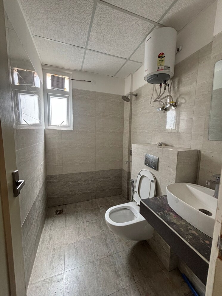 Bathroom, harmony-imperial-apartments 3 Bedroom 1790 Sq.Ft. Apartment In Kishanpura Zirakpur 8611017