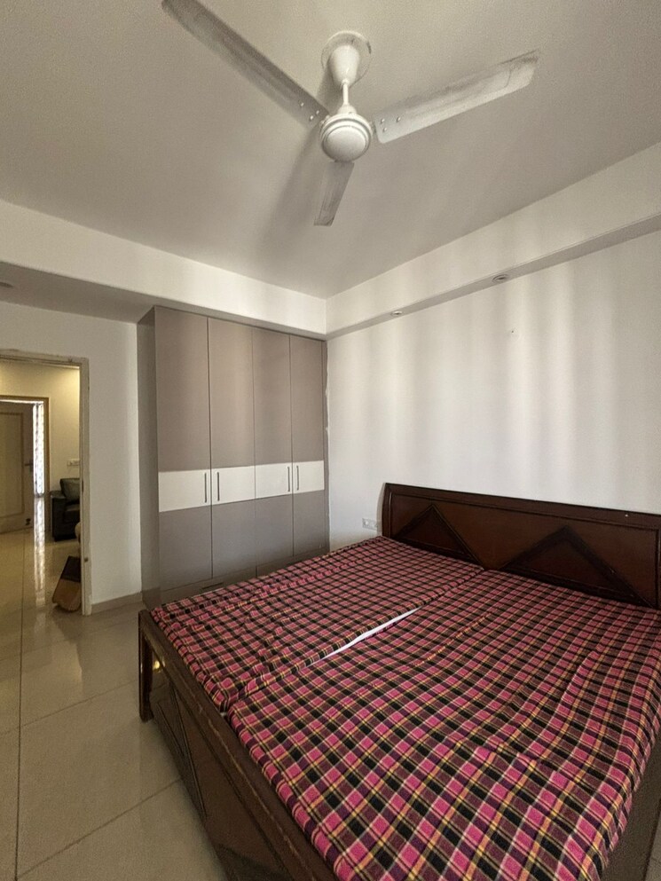 Master Bedroom, harmony-imperial-apartments 3 Bedroom 1790 Sq.Ft. Apartment In Kishanpura Zirakpur 8611017