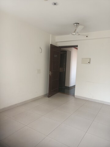 Room in 2 BHK Apartment at The 3C Lotus Panache, Sector 110 – for Rent