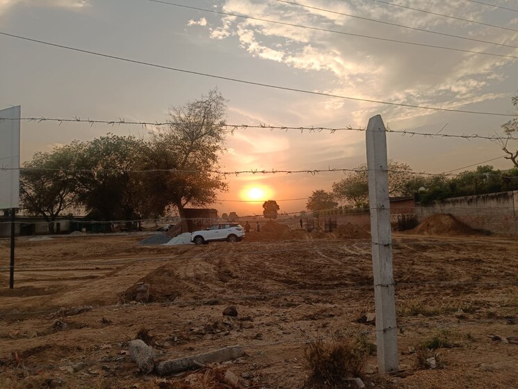 undefined, mathura road Commercial Industrial Plot 1550 Sq.Yd. In Mathura Road Faridabad 8611365