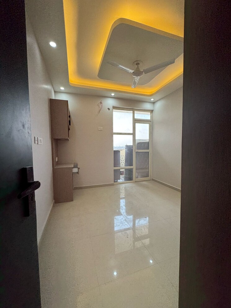 Bathroom, pyramid-fusion-homes 2 Bedroom 680 Sq.Ft. Apartment In Sector 70a Gurgaon 8611228