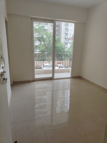 Room in 2 BHK Apartment at Signature The Millennia 2, Sector 37d – for Rent