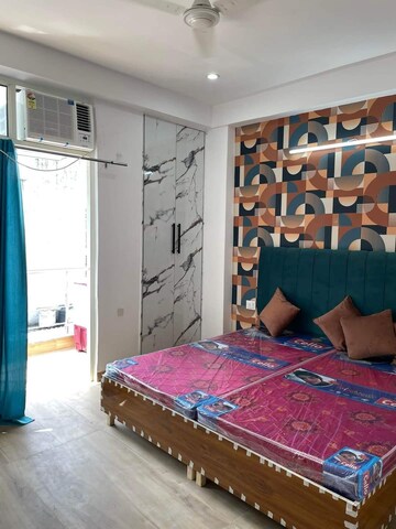 Bedroom in 1 BHK Builder Floor at Saket – for Rent