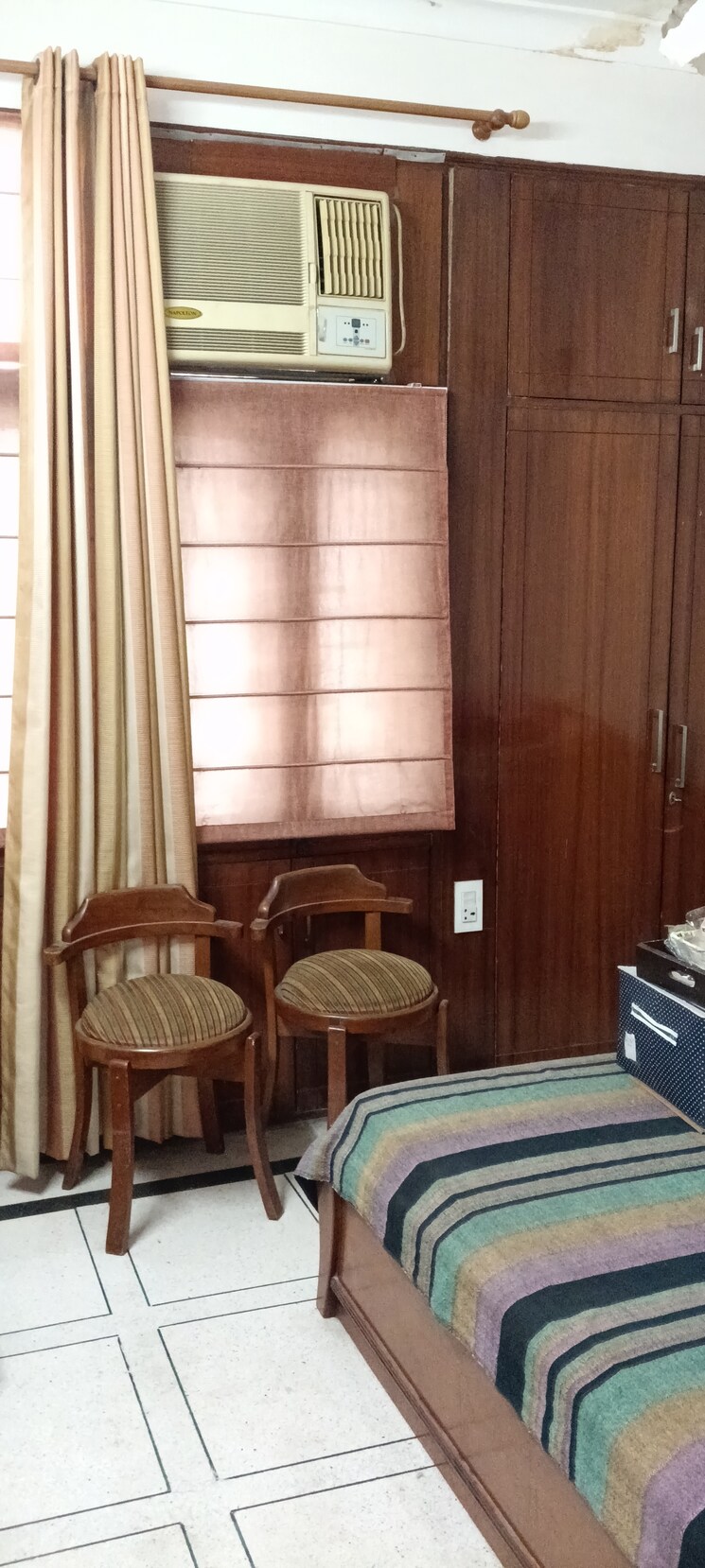 Bathroom, rwa-apartments-sector-19 2 Bedroom 1000 Sq.Ft. Builder Floor In Sector 19 Noida 8611483