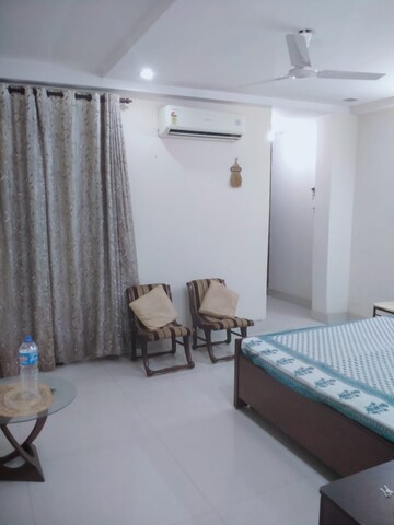 Bedroom in 4 BHK Builder Floor at Paryavaran Complex – for Rent