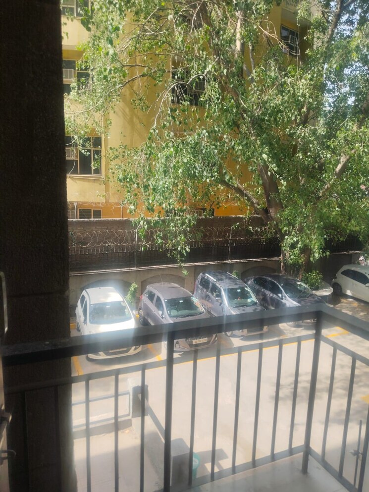 Exterior View, parjapat colony 4 Bedroom 3200 Sq.Ft. Apartment In Parjapat Colony Delhi 8612108