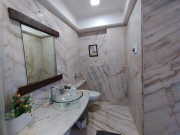 Bathroom in 3 BHK Apartment at Holly Hock, Santacruz West – for Rent