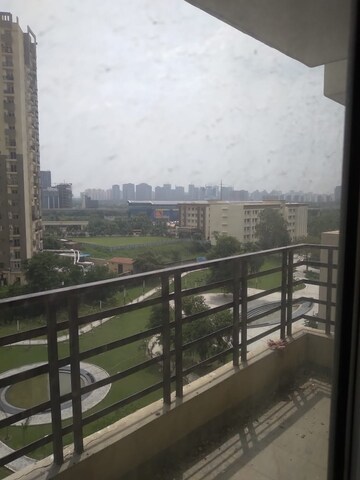 2.5 BHK Apartment For Sale in Nimbus Express Park View - II, Chi V Greater Noida