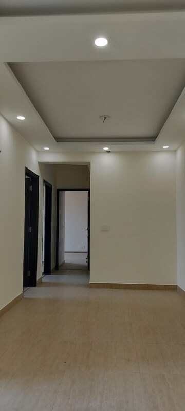 Room in 3 BHK Apartment at Lotus Panache, Sector 110 – for Sale