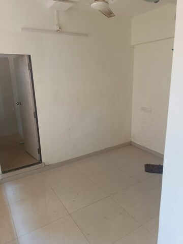 Room in 1 RK Apartment at Marvel Heights, Vasai East – for Sale