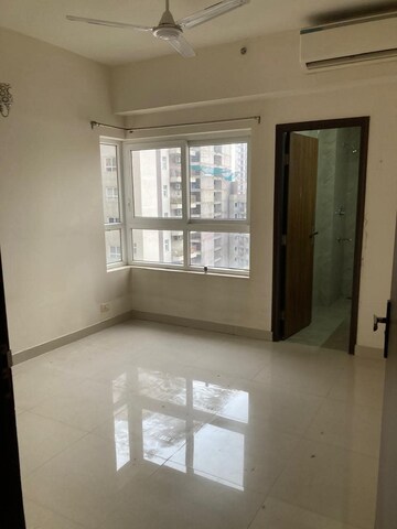 Room in 3 BHK Apartment at Adani Oyster Grande Phase 2, Sector 102 – for Rent