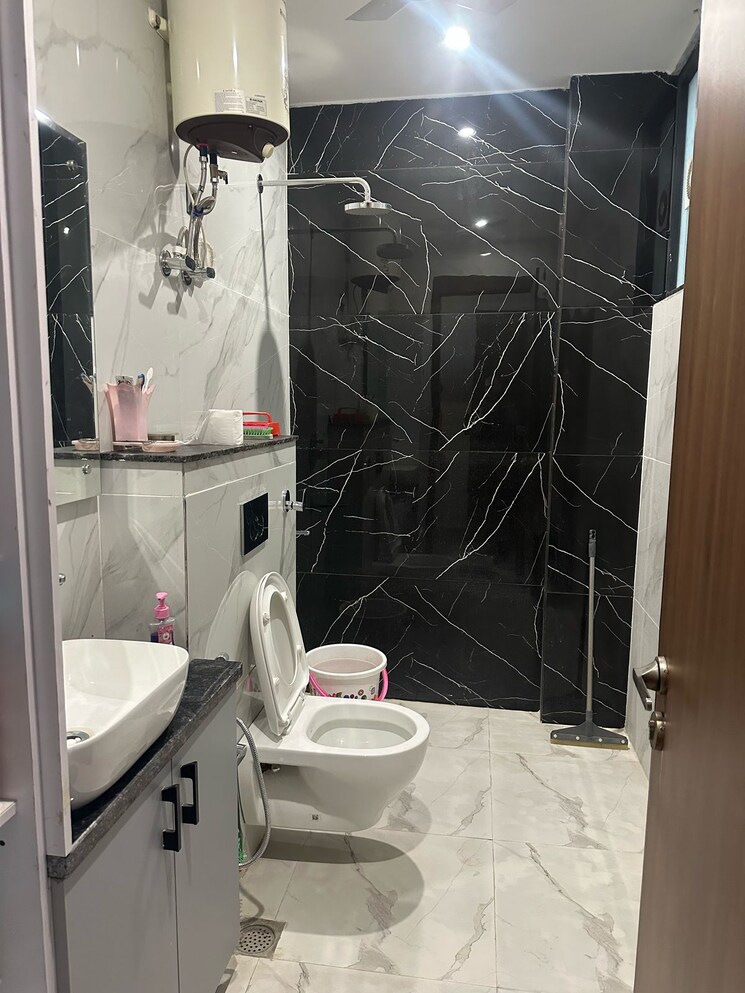 Bathroom, ansal-sushant-floors 4 Bedroom 300 Sq.Yd. Builder Floor In Sushant Lok ii Gurgaon 8611878