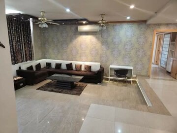 Kitchen in 4 BHK Apartment at ATS Triumph, Sector 104 – for Rent
