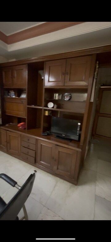 Kitchen in 3.5 BHK Apartment at Dadar West – for Rent