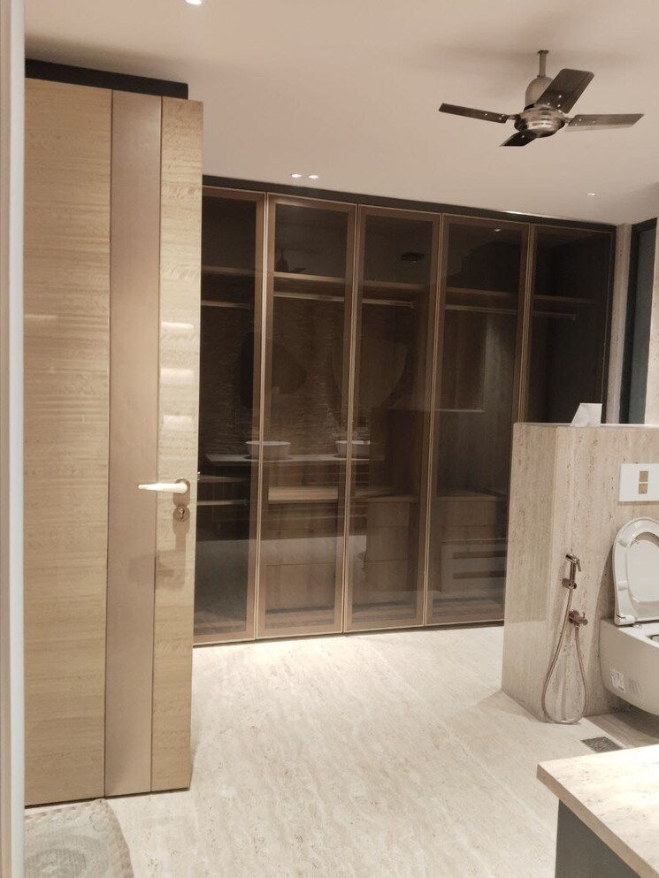 undefined, greater kailash 6+ Bedroom 700 Sq.Yd. Villa In Greater Kailash Delhi 8612002