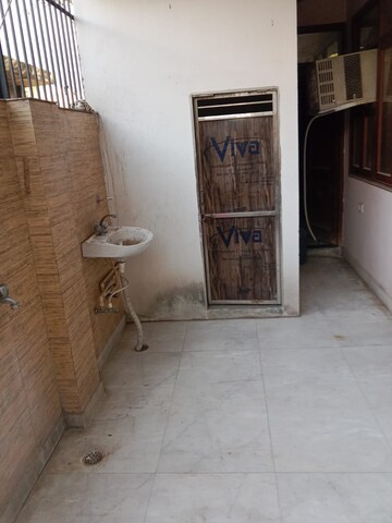  2 BHK Builder Floor at Delta I Greater Noida – for Rent