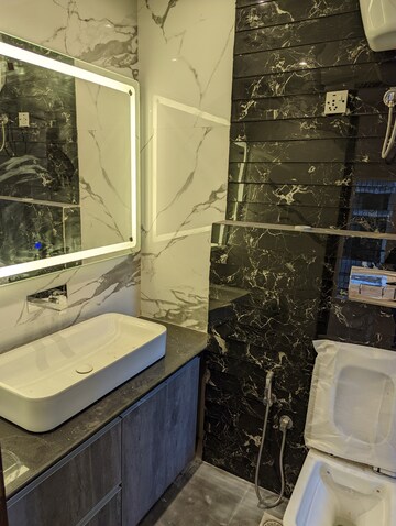 Bathroom in 3 BHK Builder Floor at Dlf Phase I – for Rent
